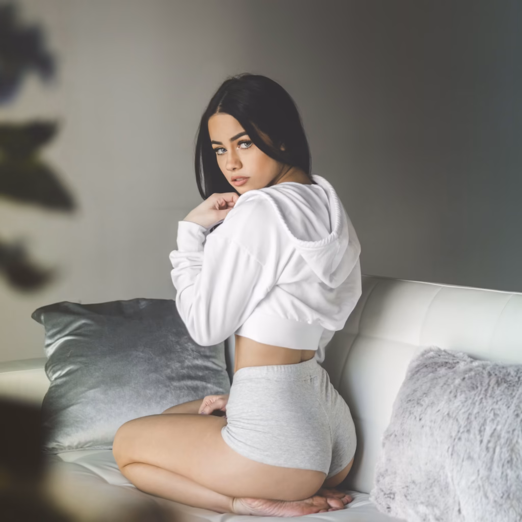  escort service in Hotel Sonargaon